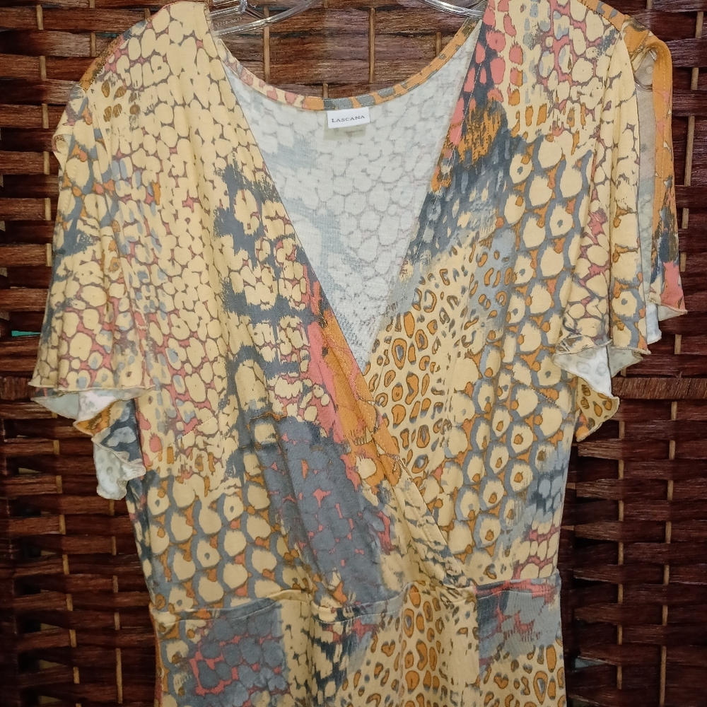 Boho V-Neck Flutter Sleeve Maxi Dress in Orange and Beige - Picture 4 of 11